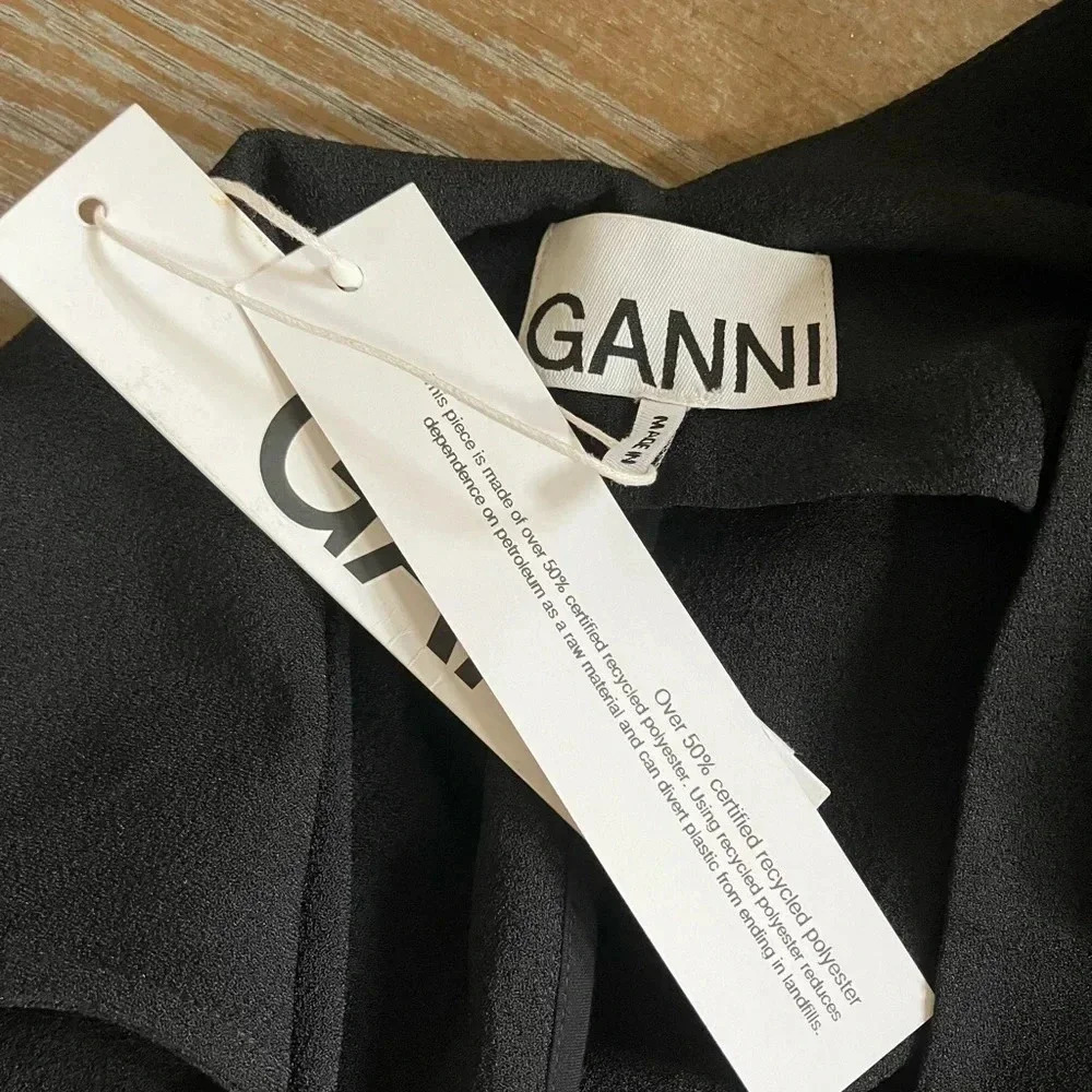 NWT Ganni Women's Tie Back V-Neck Tank Top Heavy Crepe Black Top (34) - Picture 5 of 6